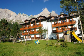 Гостиница Relais Clubresidence, Сан-Мартино-Ди-Кастроцца